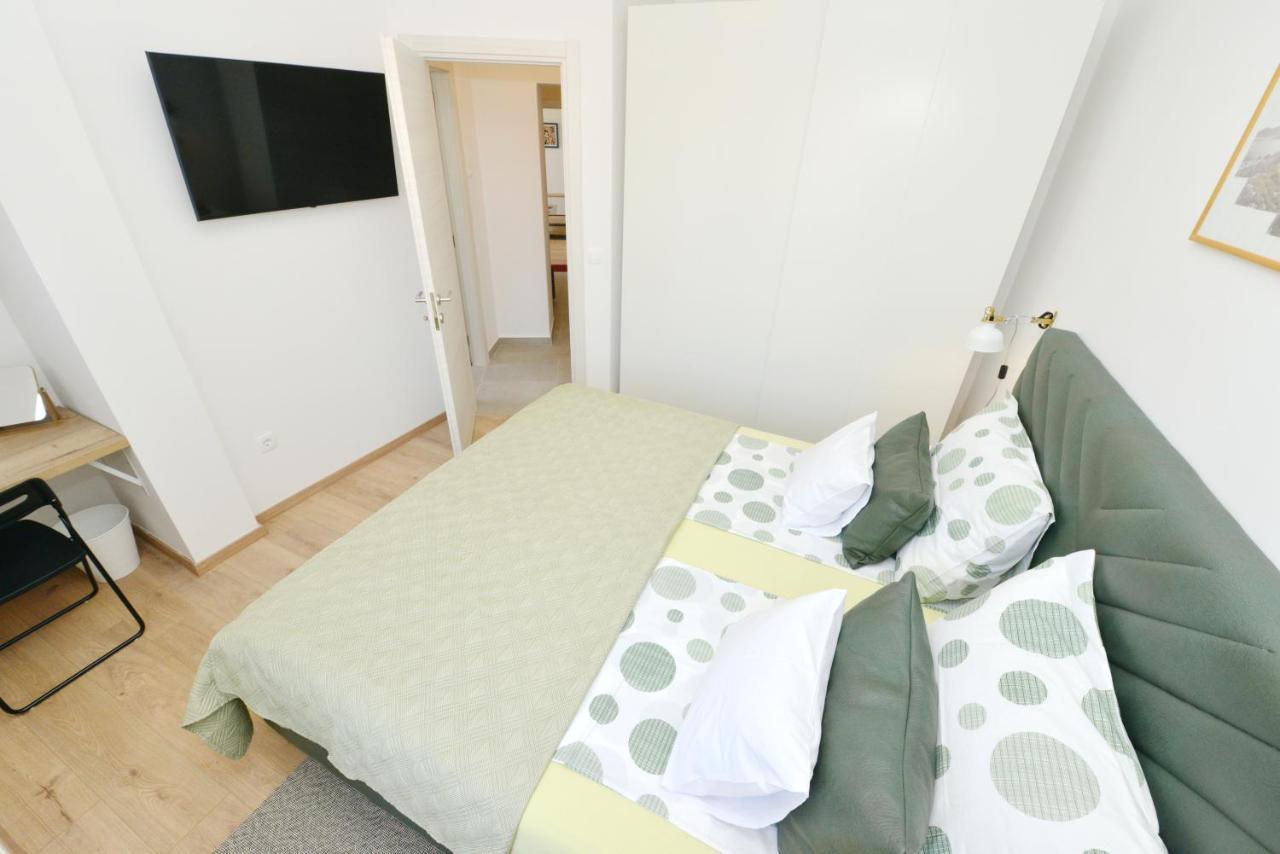 Apartment Junona - Poluotok Na Dlanu