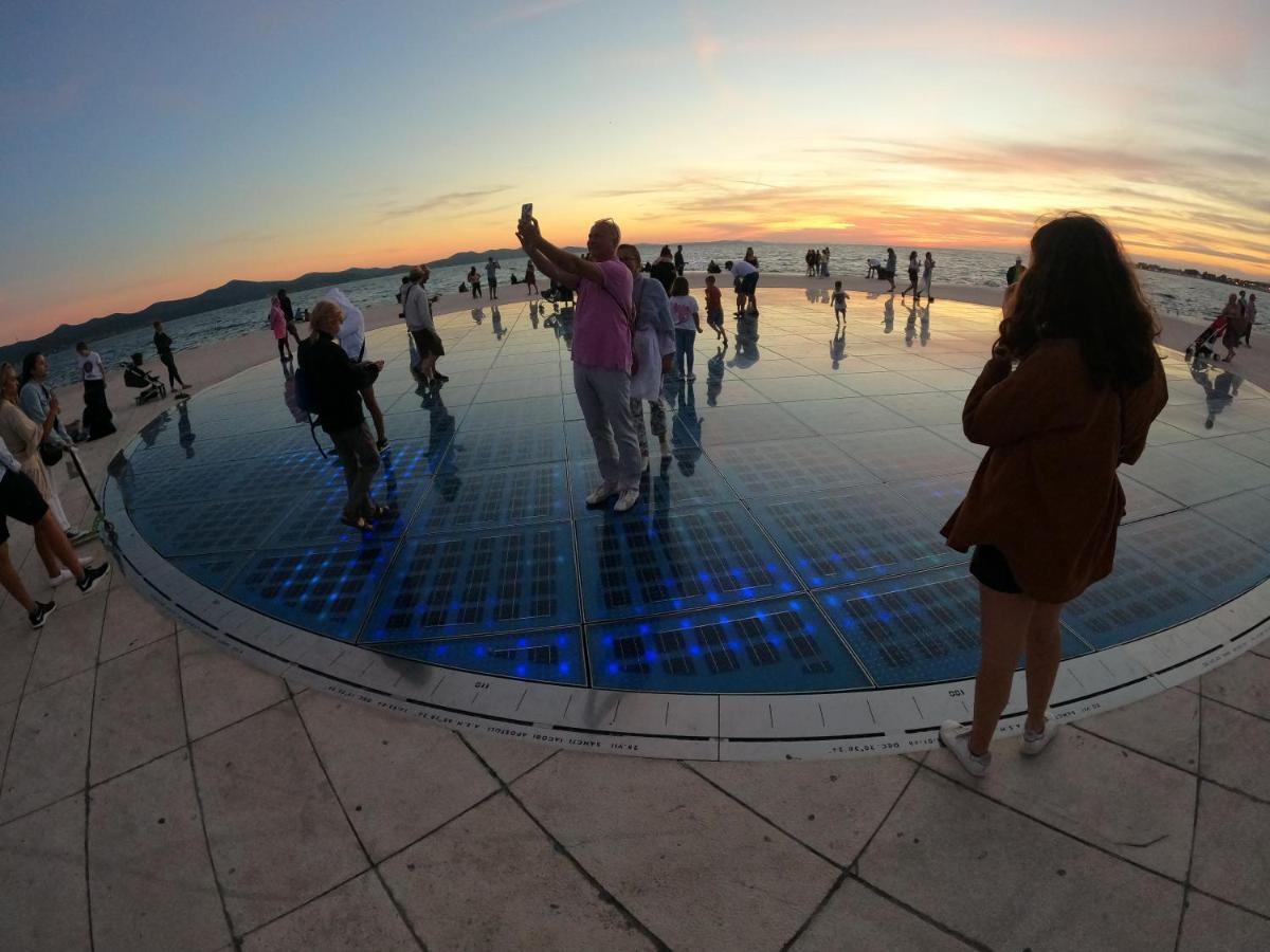 Junona - Poluotok Na Dlanu * Zadar